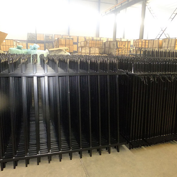Aluminum gate