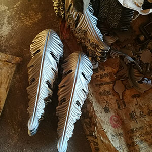  Cast steel leaves