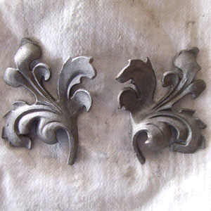  Cast steel leaves
